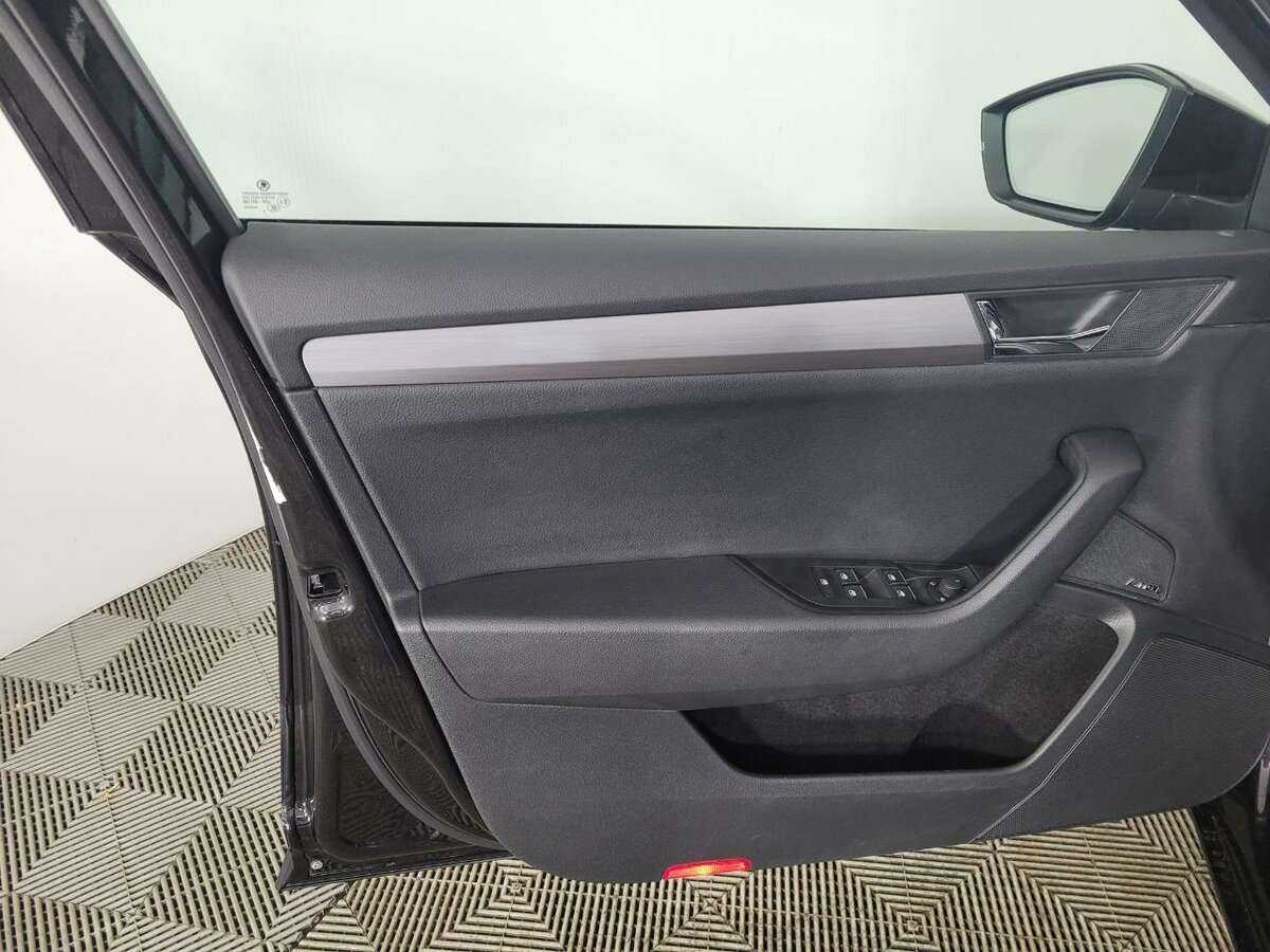 Skoda Superb с пробегом — 2016 год. Фото: #7