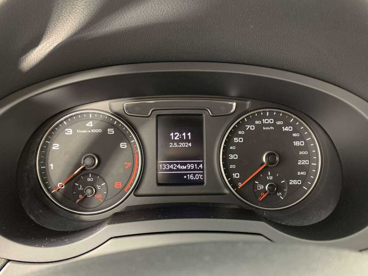 Audi Q3 с пробегом — 2015 год. Фото: #10