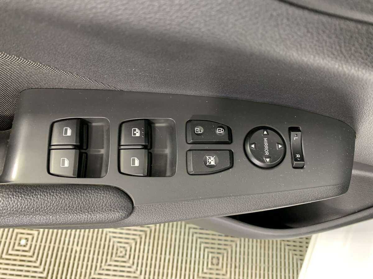 Hyundai Solaris с пробегом — 2019 год. Фото: #17