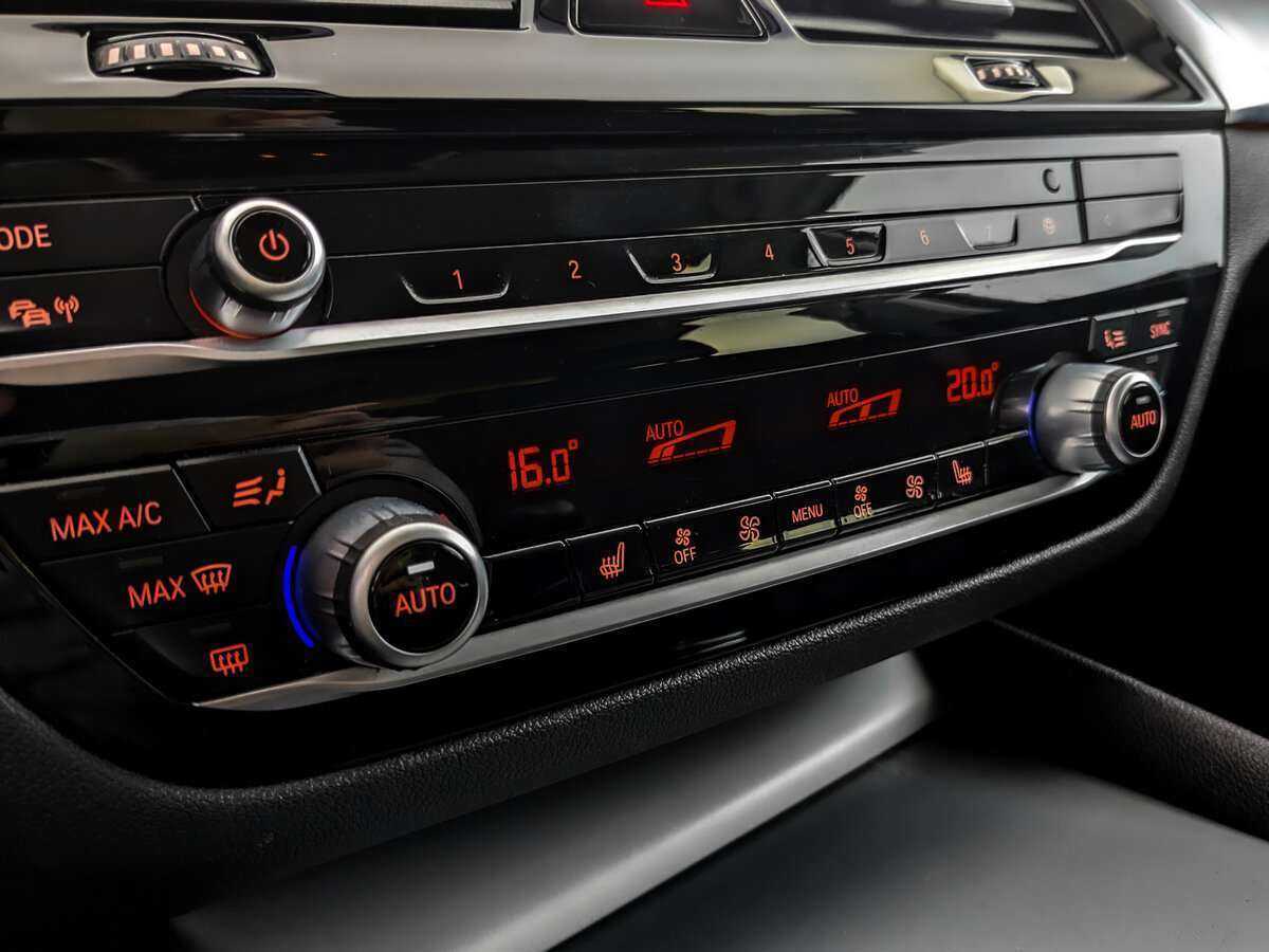 BMW 5 серии с пробегом — 2018 год. Фото: #20