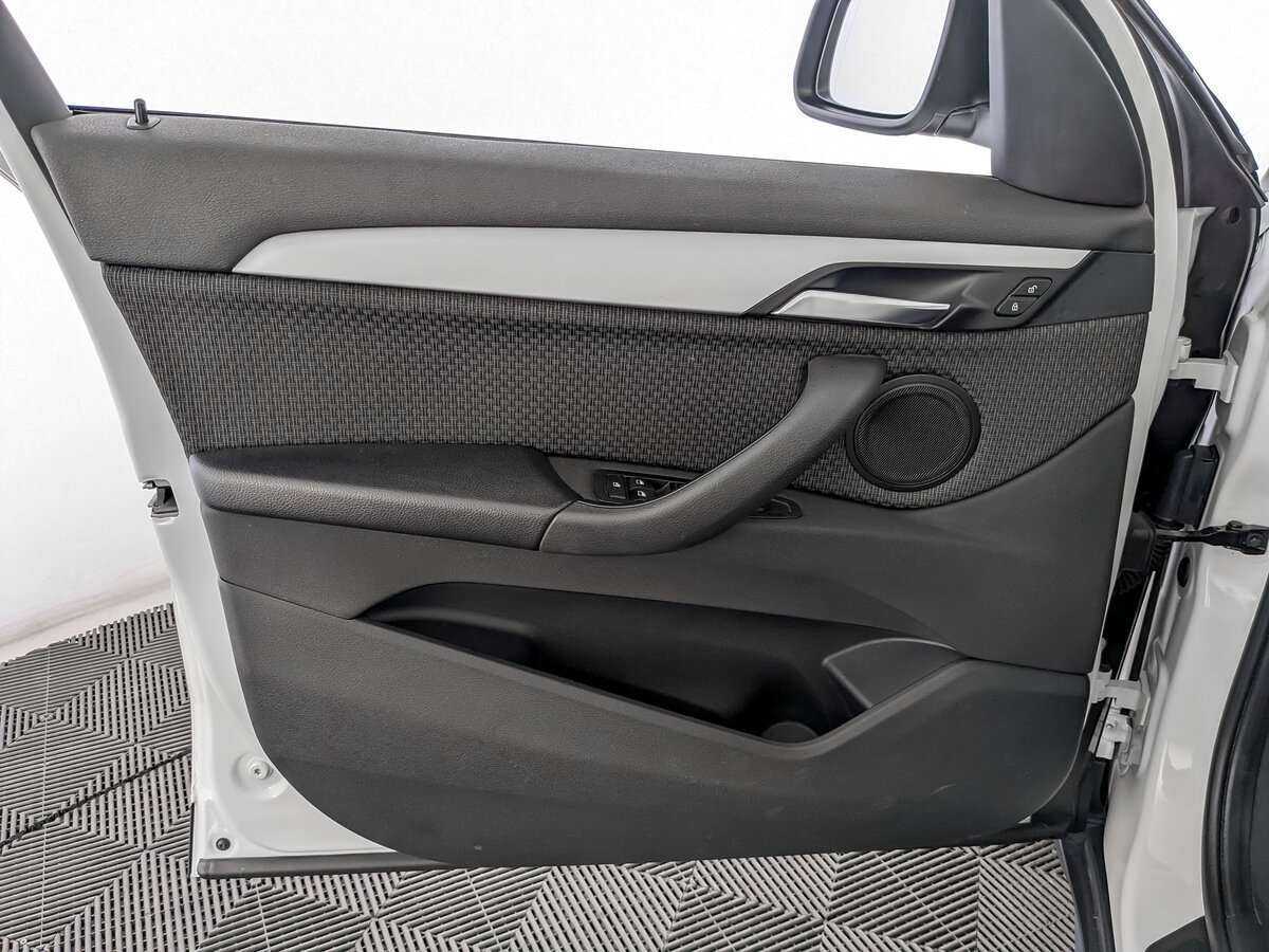 BMW X1 с пробегом — 2019 год. Фото: #14