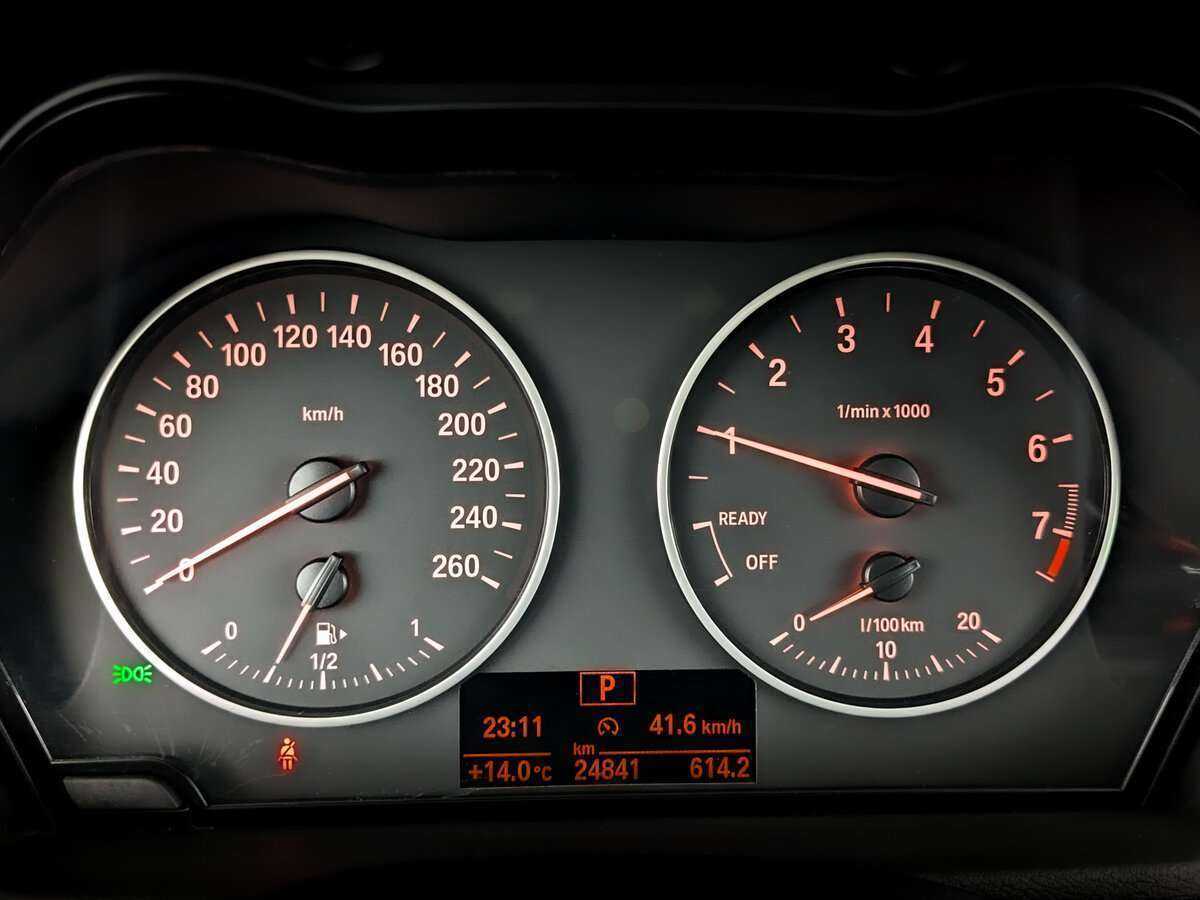 BMW X1 с пробегом — 2017 год. Фото: #10