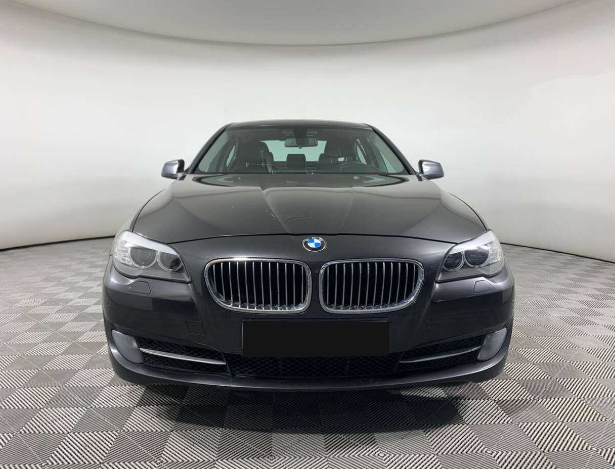 BMW 5 серии с пробегом — 2012 год. Фото: #1