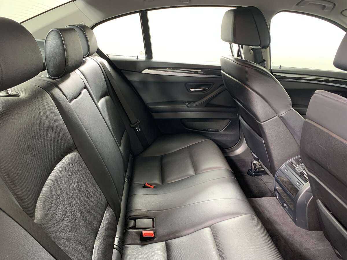 BMW 5 серии с пробегом — 2012 год. Фото: #14