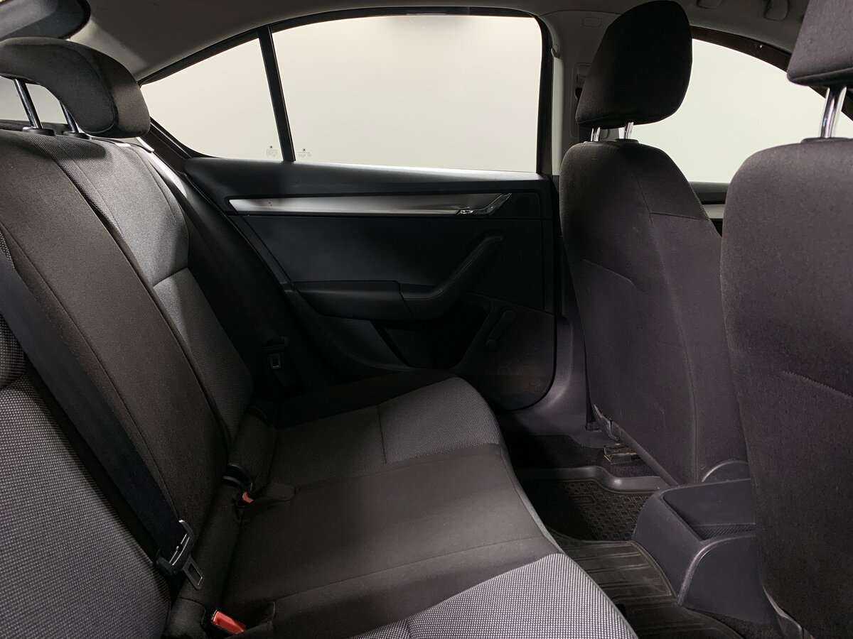 Skoda Octavia с пробегом — 2014 год. Фото: #14