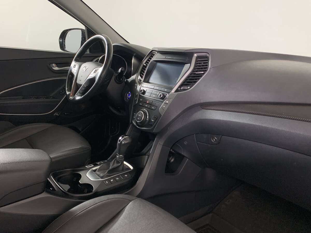 Hyundai Santa Fe с пробегом — 2017 год. Фото: #10
