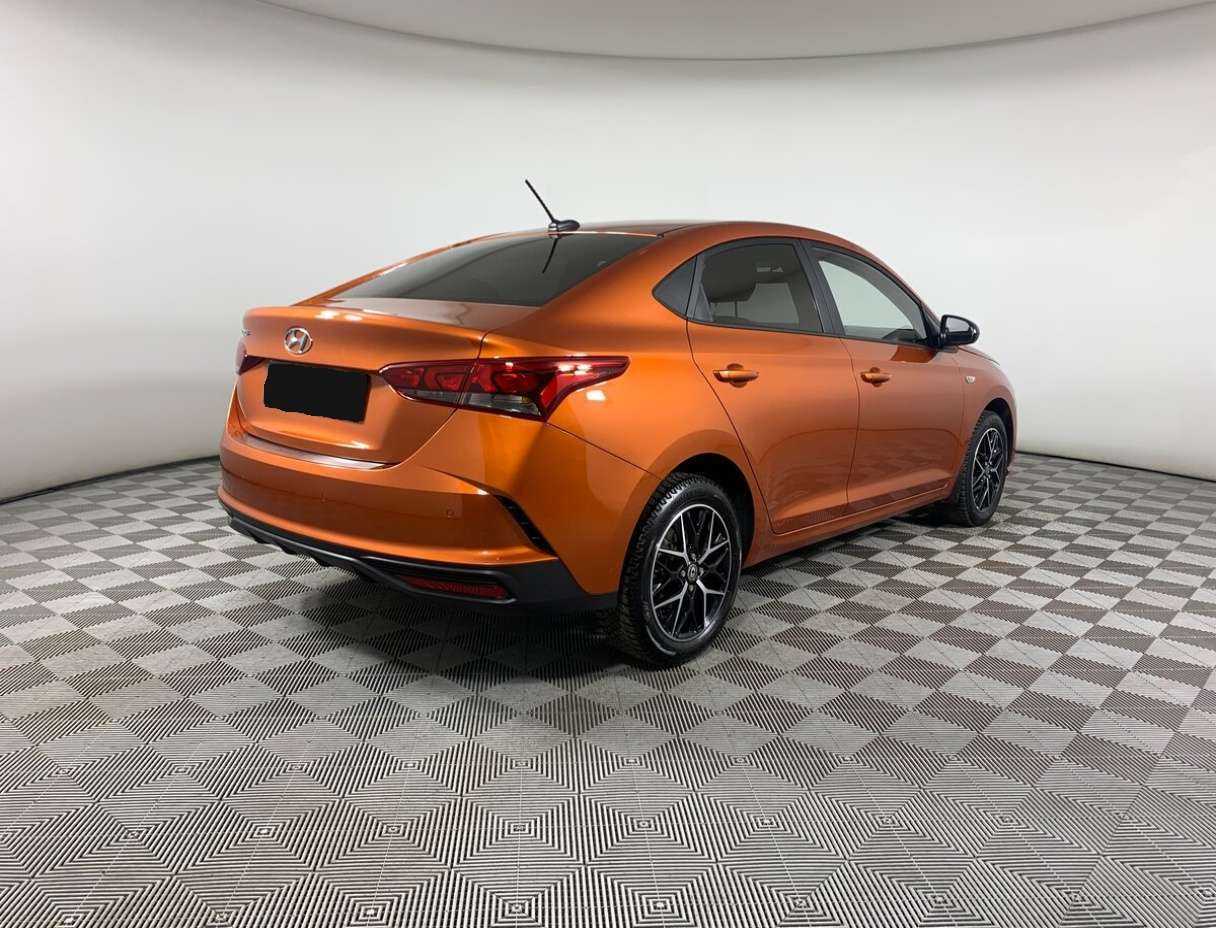 Hyundai Solaris с пробегом — 2022 год. Фото: #4