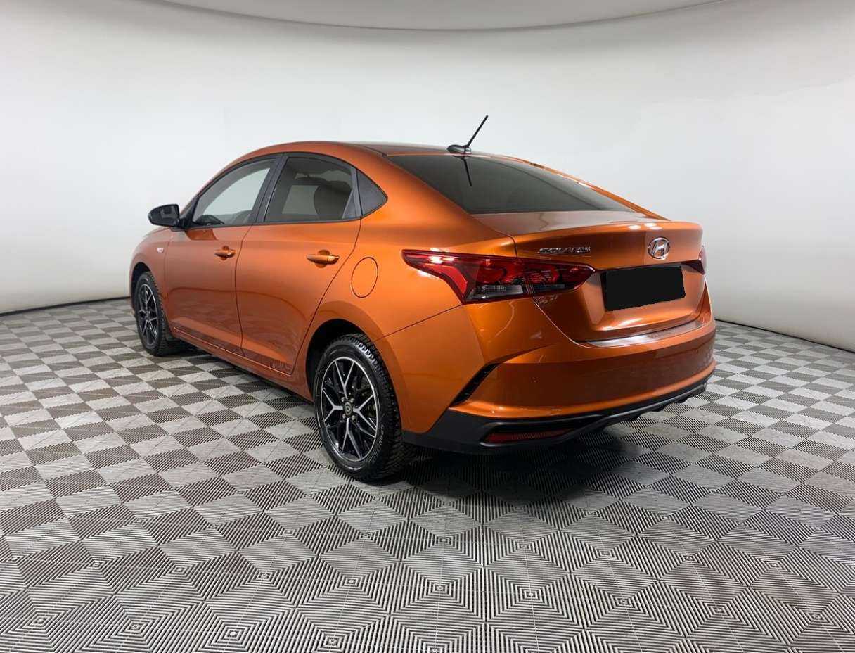 Hyundai Solaris с пробегом — 2022 год. Фото: #6