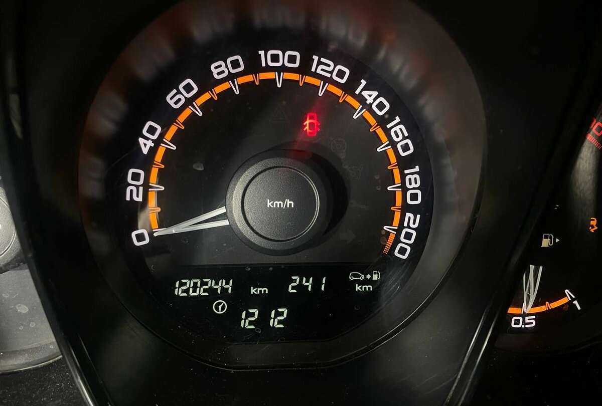 Lada (ВАЗ) Vesta с пробегом — 2020 год. Фото: #8