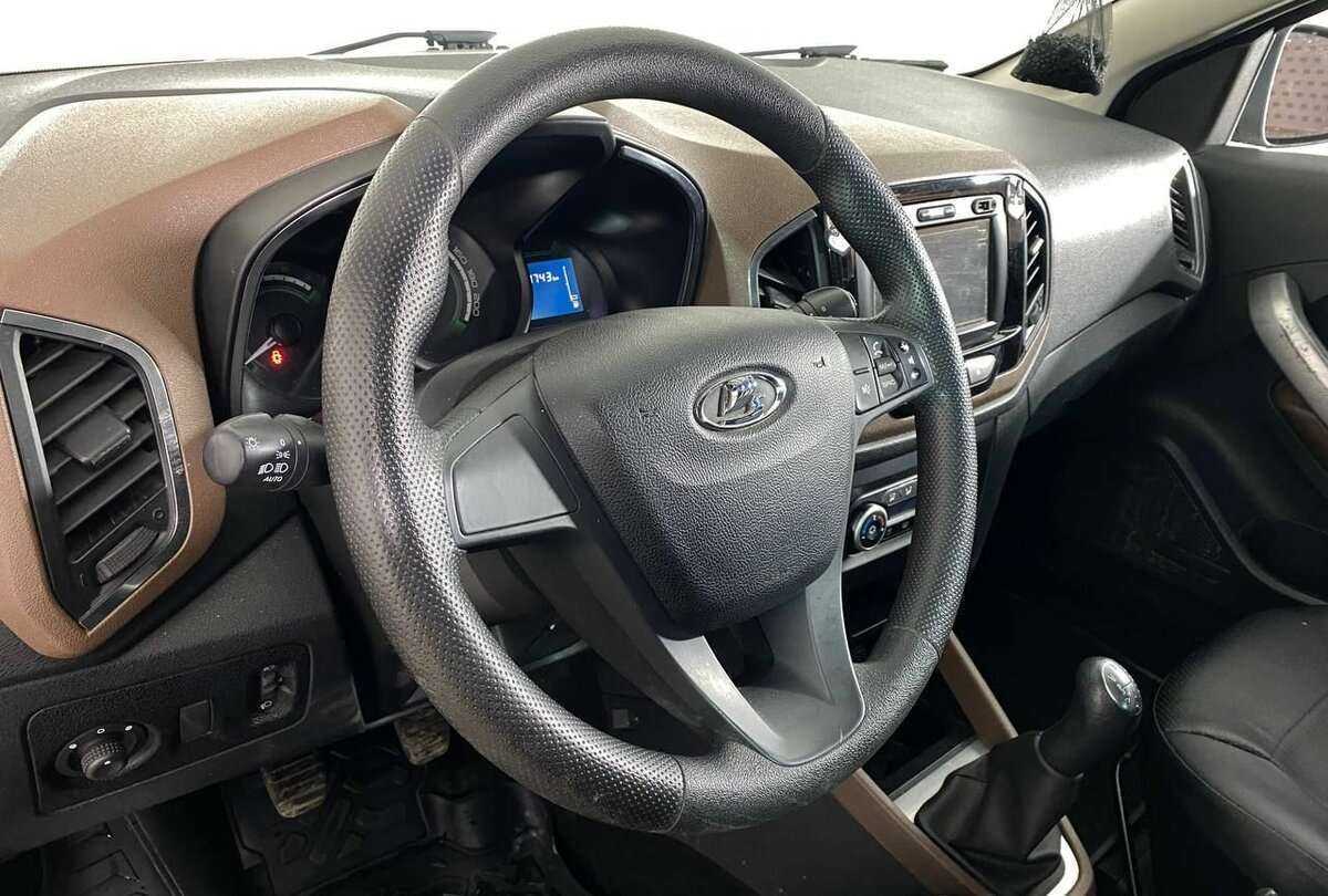 Lada (ВАЗ) XRAY с пробегом — 2017 год. Фото: #12