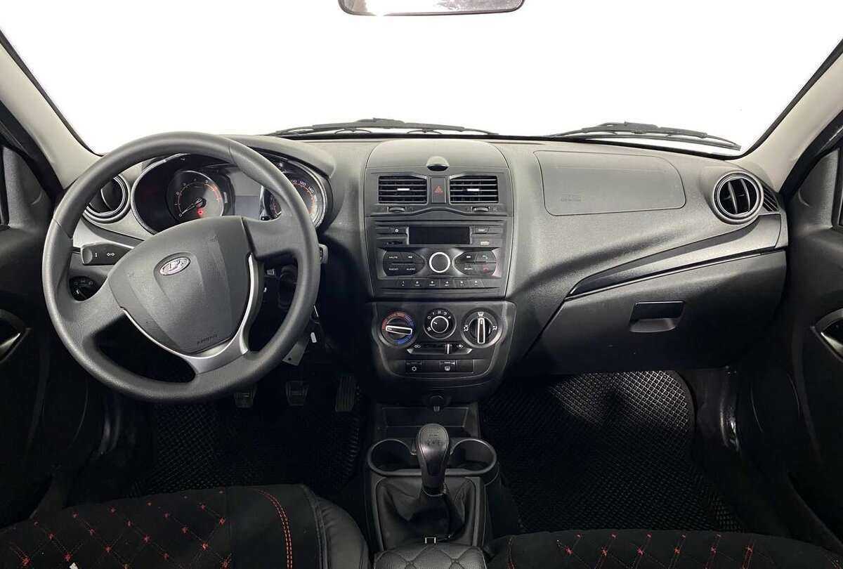 Lada (ВАЗ) Granta с пробегом — 2023 год. Фото: #10