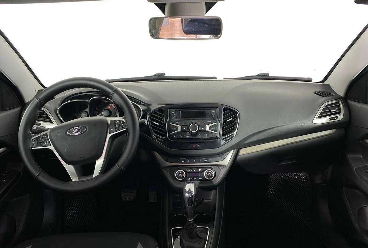 Lada (ВАЗ) Vesta с пробегом — 2020 год. Фото: #10