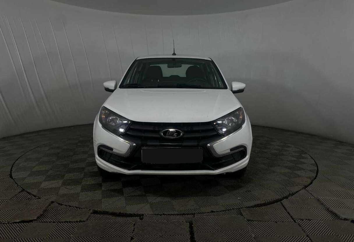 Lada (ВАЗ) Granta с пробегом — 2019 год. Фото: #1