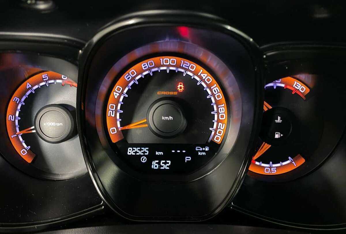 Lada (ВАЗ) Vesta с пробегом — 2020 год. Фото: #9