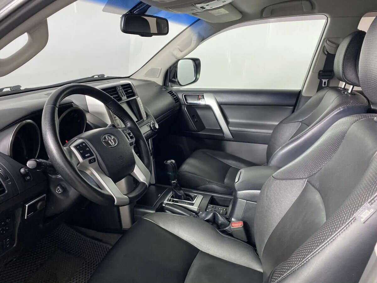 Toyota Land Cruiser Prado с пробегом — 2013 год. Фото: #7