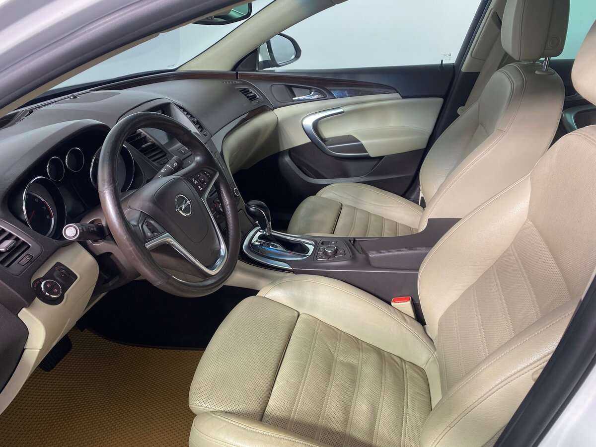 Opel Insignia с пробегом — 2013 год. Фото: #7