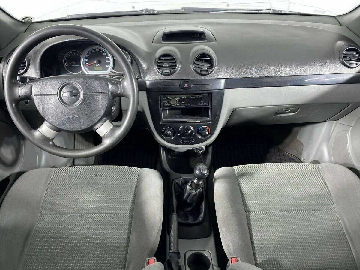 Chevrolet Lacetti с пробегом — 2012 год. Фото: #12