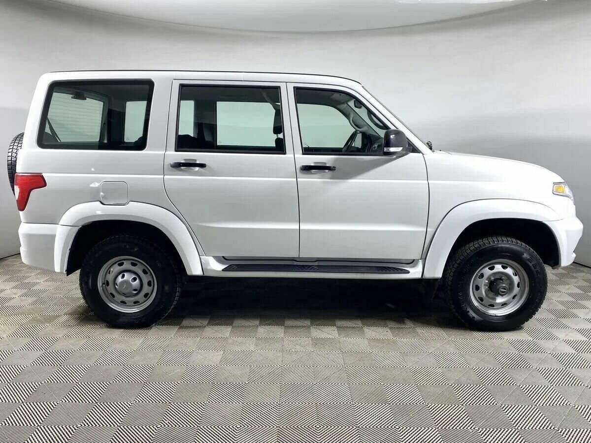 УАЗ Patriot с пробегом — 2022 год. Фото: #2