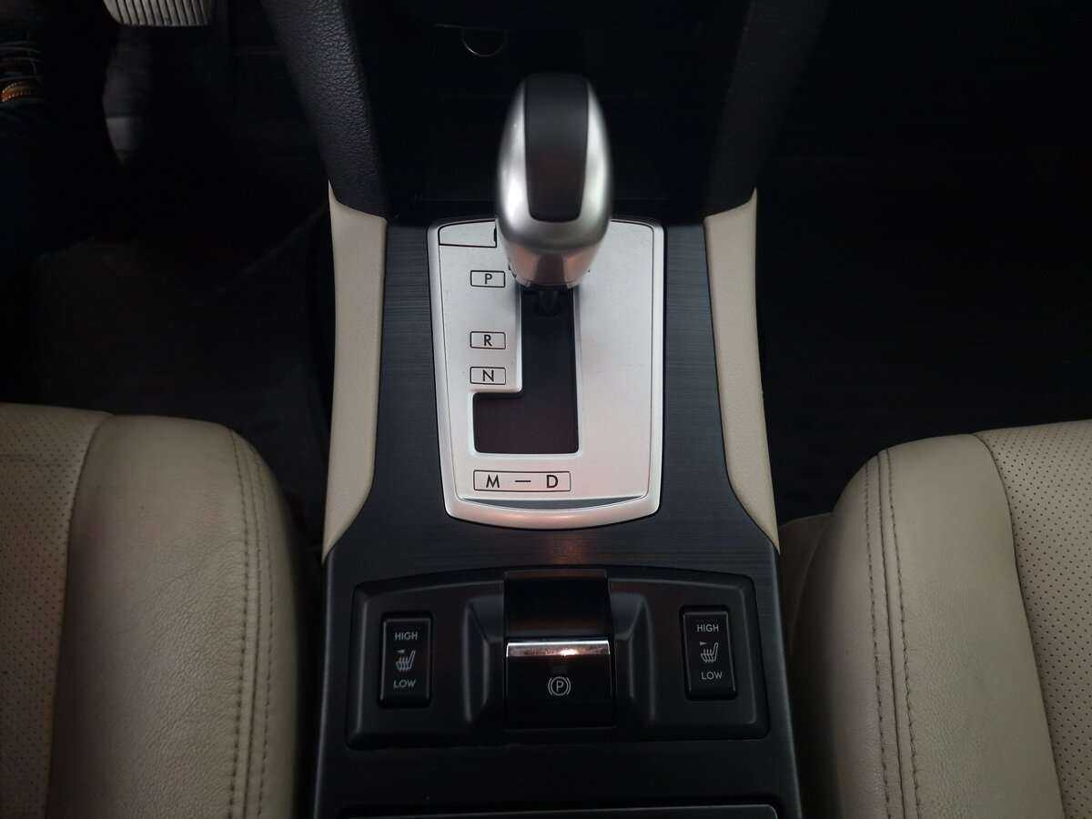 Subaru Outback с пробегом — 2014 год. Фото: #14