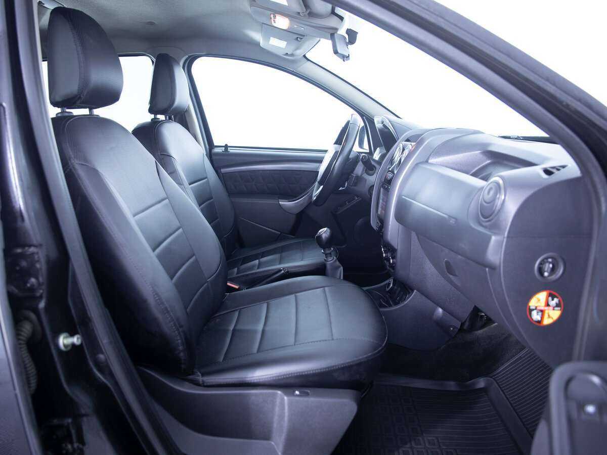 Renault Duster с пробегом — 2017 год. Фото: #9