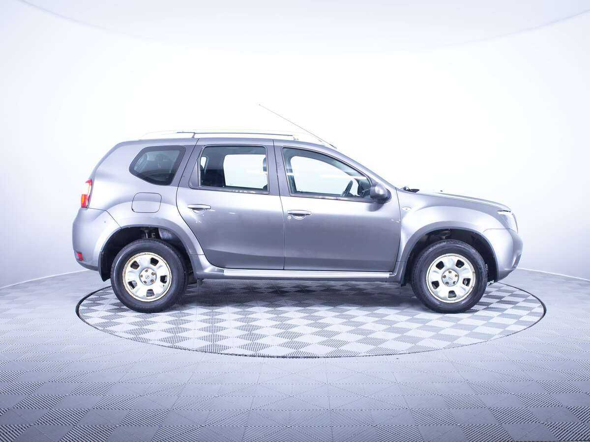 Nissan Terrano с пробегом — 2015 год. Фото: #3