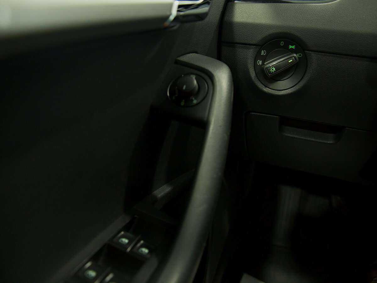 Skoda Octavia с пробегом — 2019 год. Фото: #11