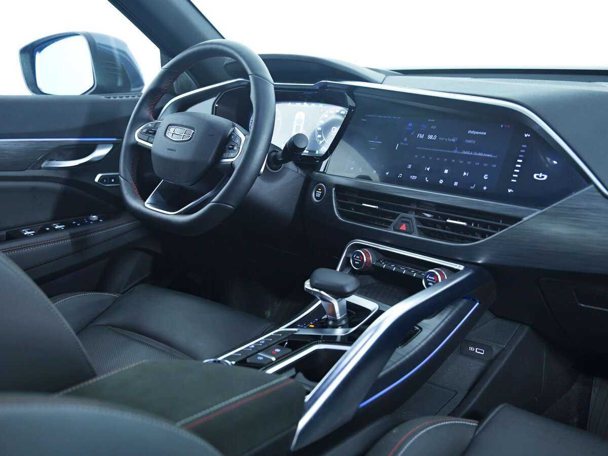 Geely Tugella с пробегом — 2022 год. Фото: #10