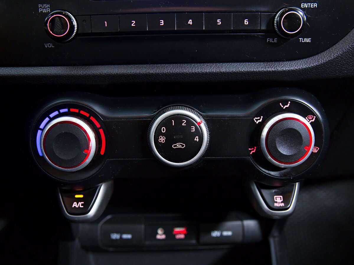 Kia Rio с пробегом — 2017 год. Фото: #13