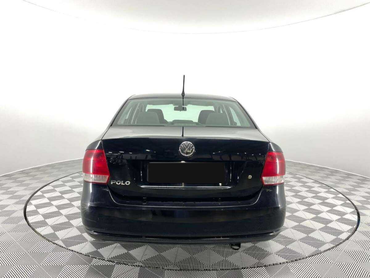 Volkswagen Polo с пробегом — 2013 год. Фото: #5