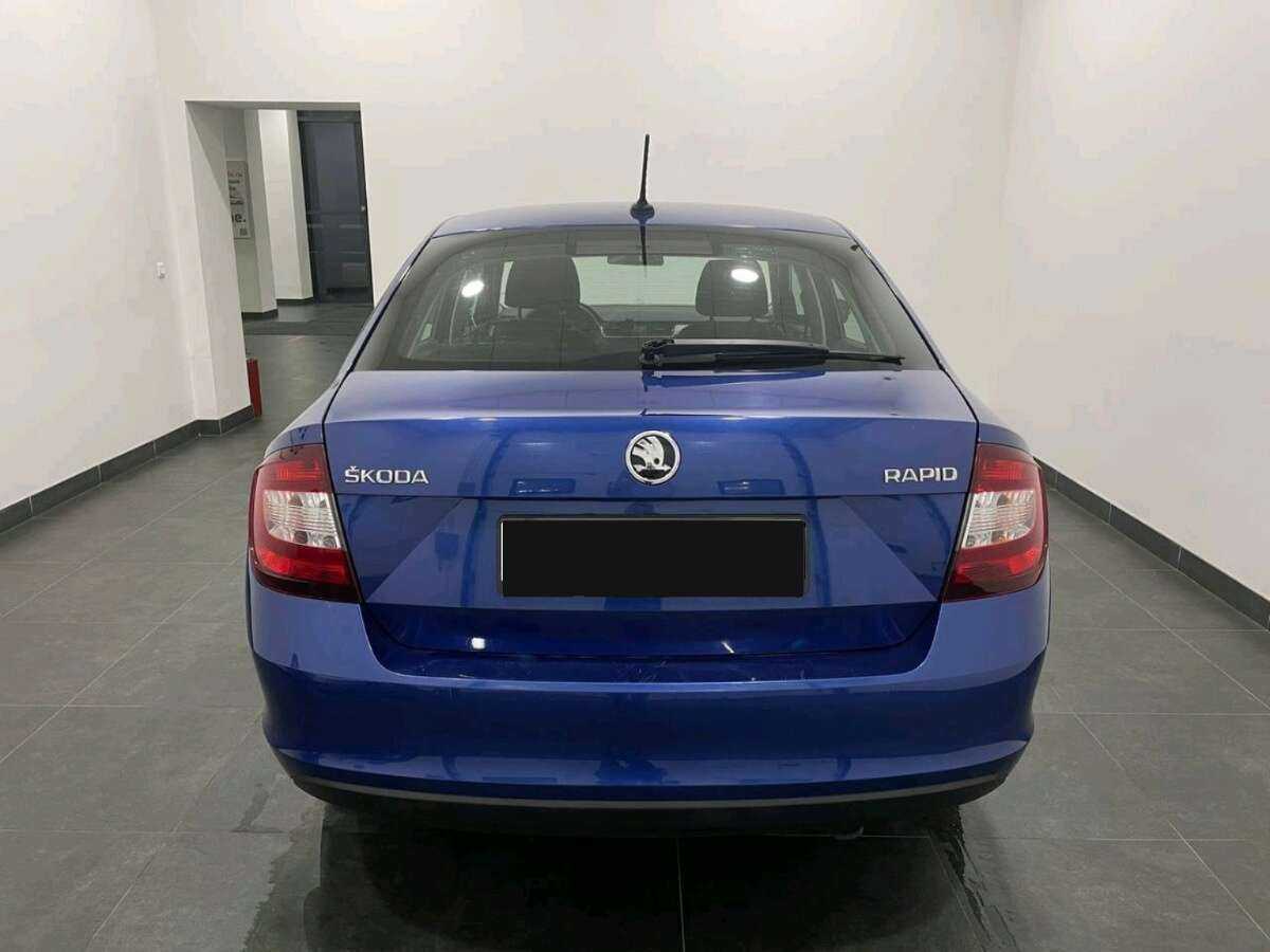Skoda Rapid с пробегом — 2019 год. Фото: #4