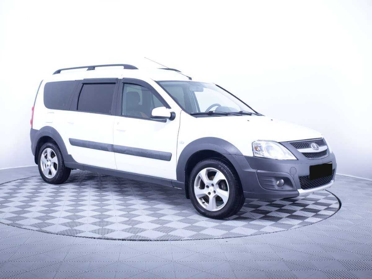 Lada (ВАЗ) Largus с пробегом — 2019 год. Фото: #2