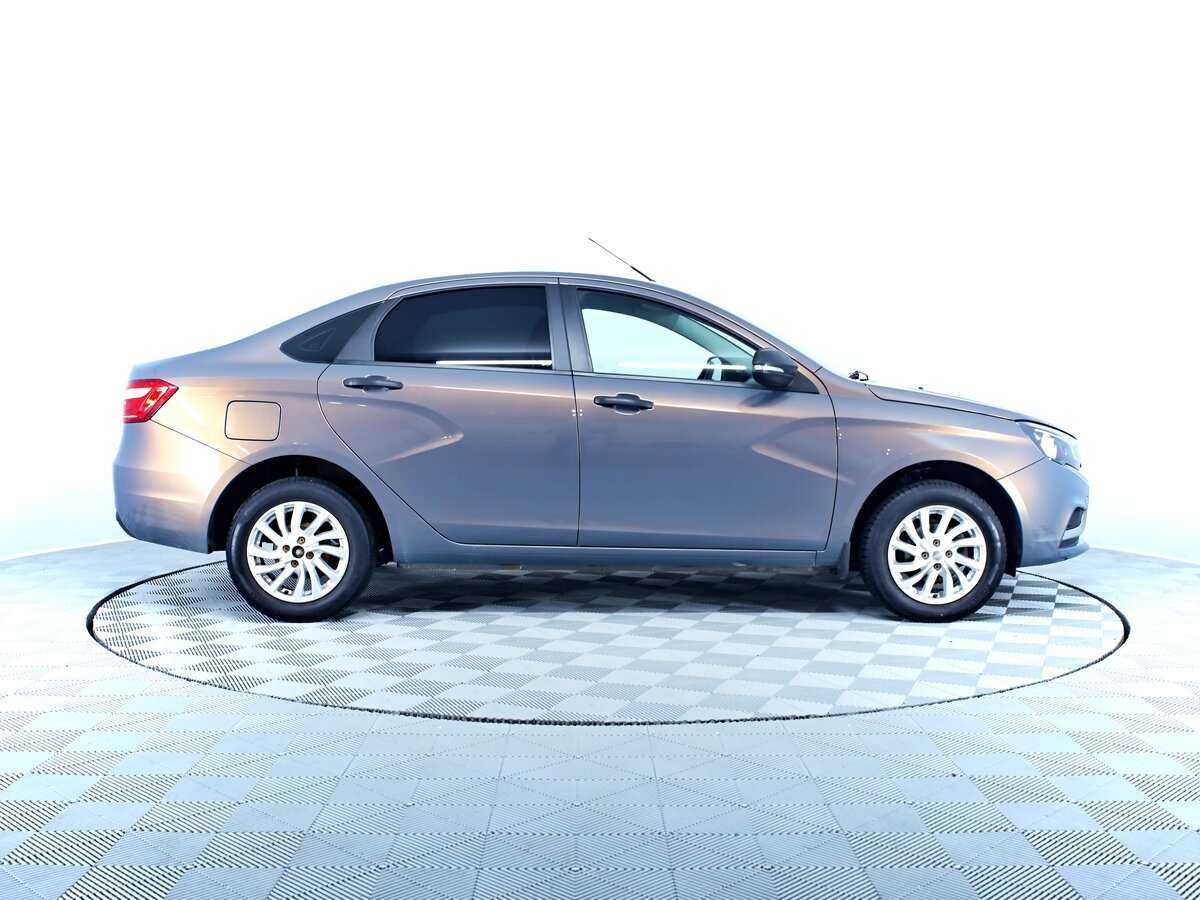 Lada (ВАЗ) Vesta с пробегом — 2019 год. Фото: #3