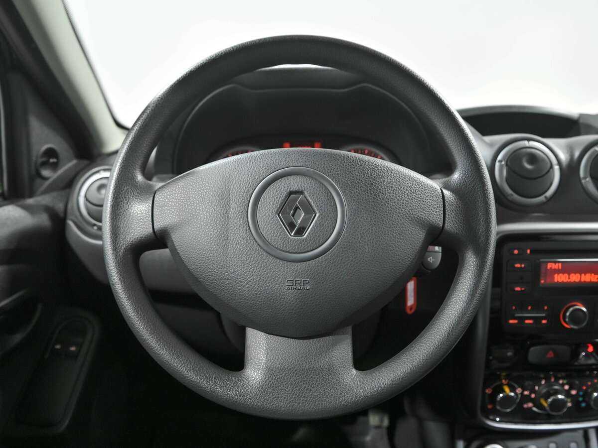 Renault Duster с пробегом — 2014 год. Фото: #7