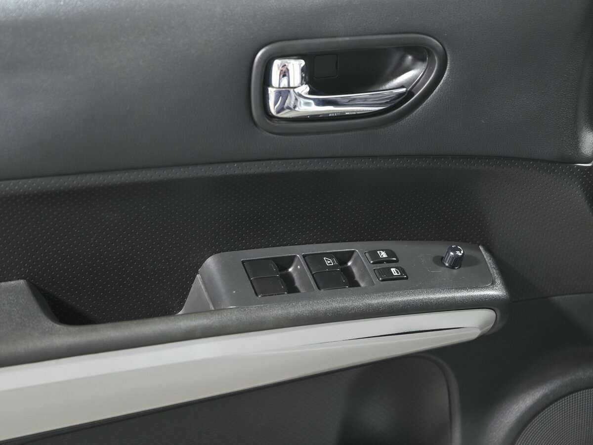 Nissan X-Trail с пробегом — 2014 год. Фото: #14