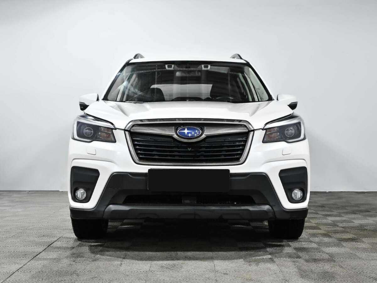 Subaru Forester с пробегом — 2020 год. Фото: #1