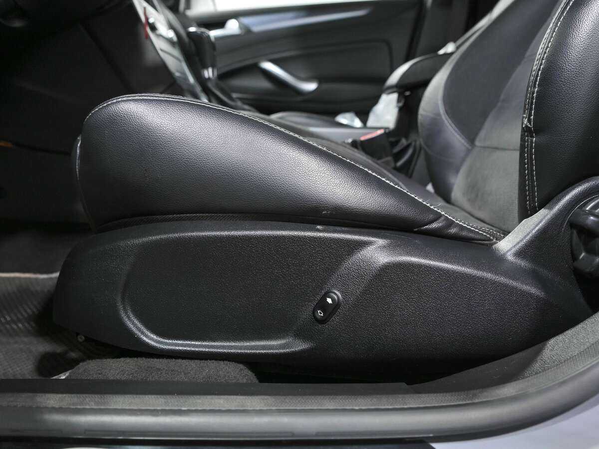 Ford Mondeo с пробегом — 2012 год. Фото: #13