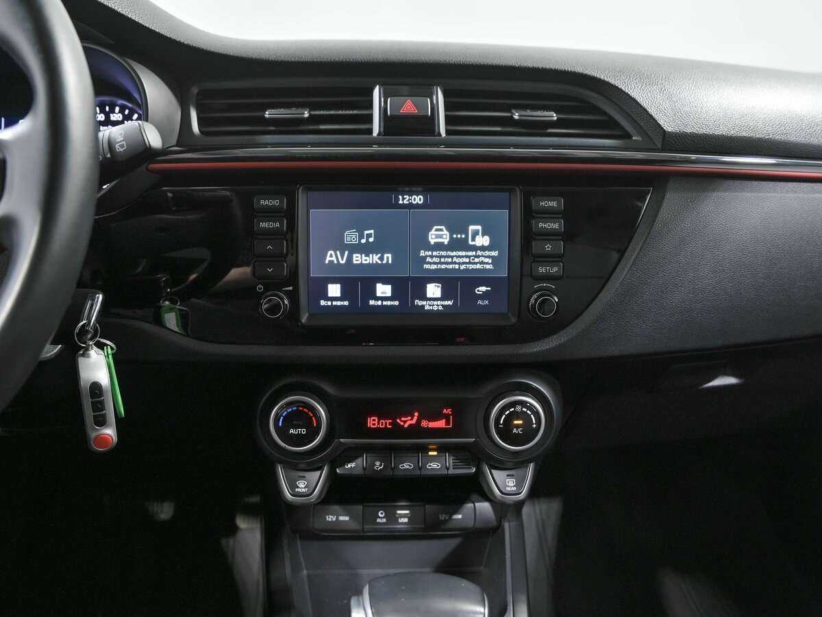 Kia Rio с пробегом — 2020 год. Фото: #10