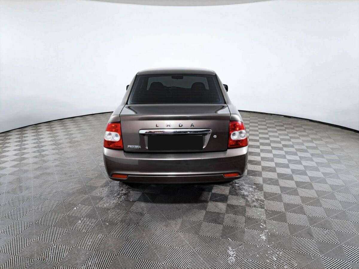 Lada (ВАЗ) Priora с пробегом — 2017 год. Фото: #5