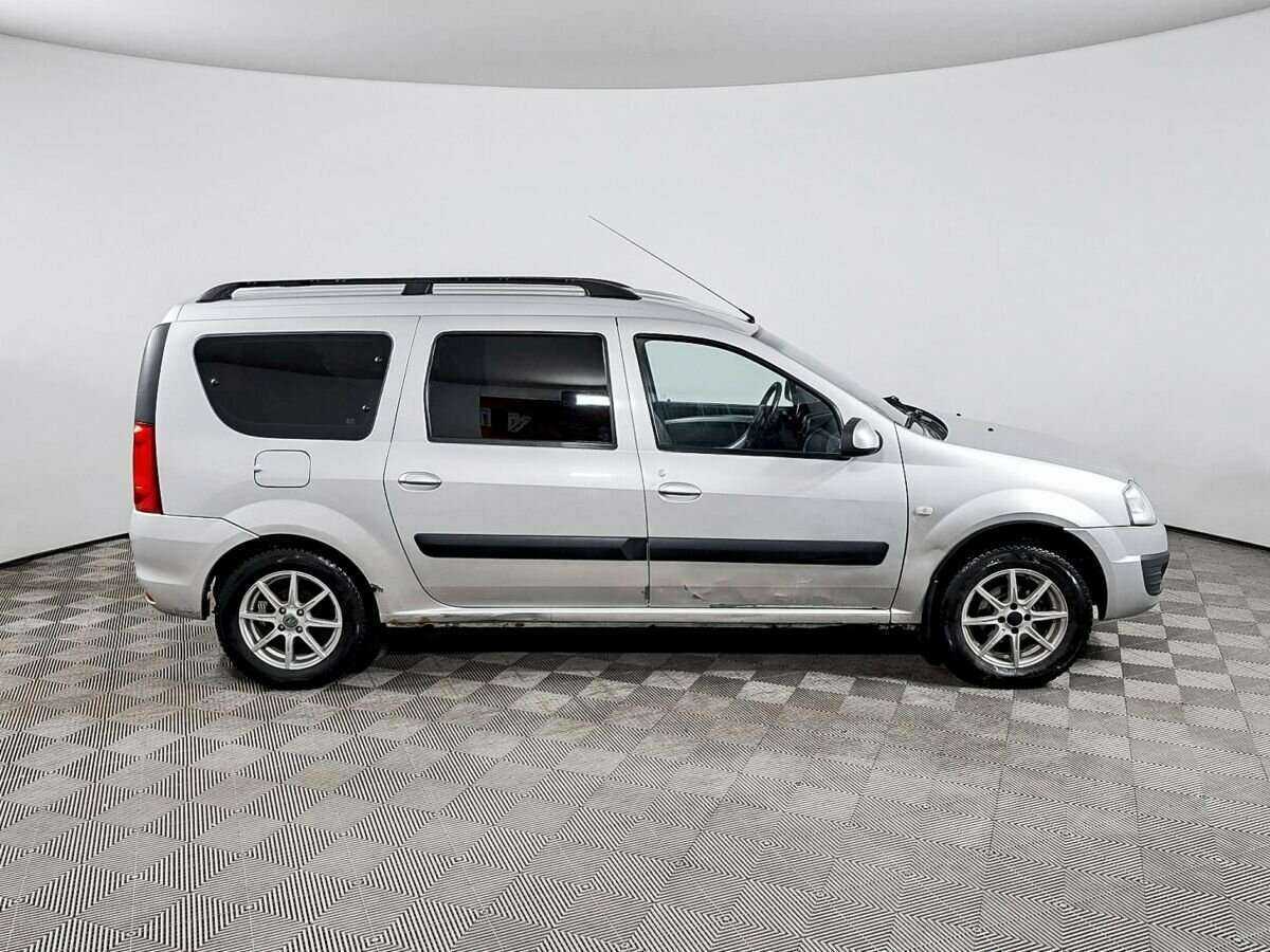 Lada (ВАЗ) Largus с пробегом — 2012 год. Фото: #3