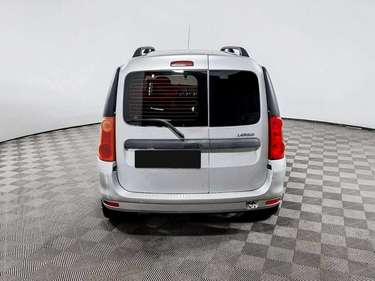 Lada (ВАЗ) Largus с пробегом — 2012 год. Фото: #5