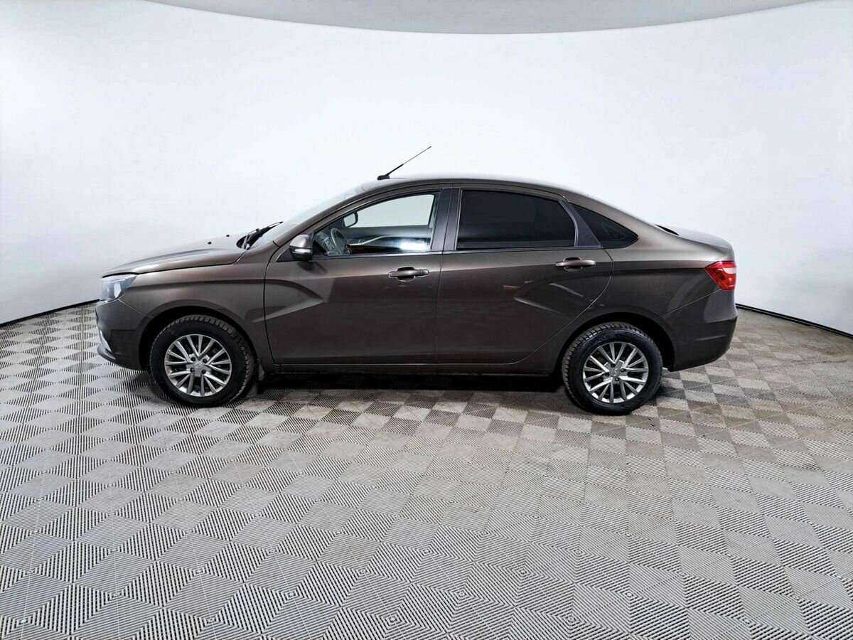 Lada (ВАЗ) Vesta с пробегом — 2018 год. Фото: #7