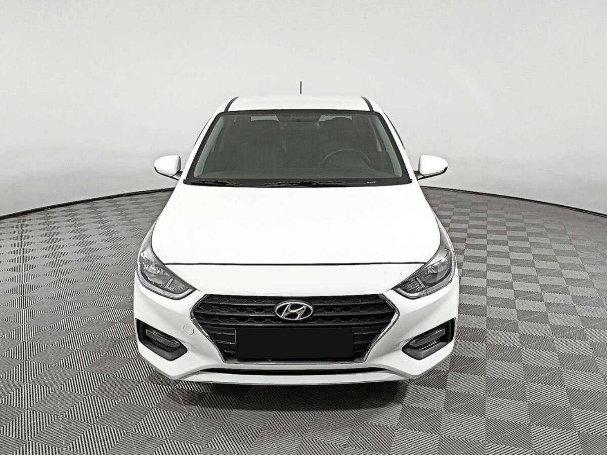 Hyundai Solaris с пробегом — 2017 год. Фото: #1