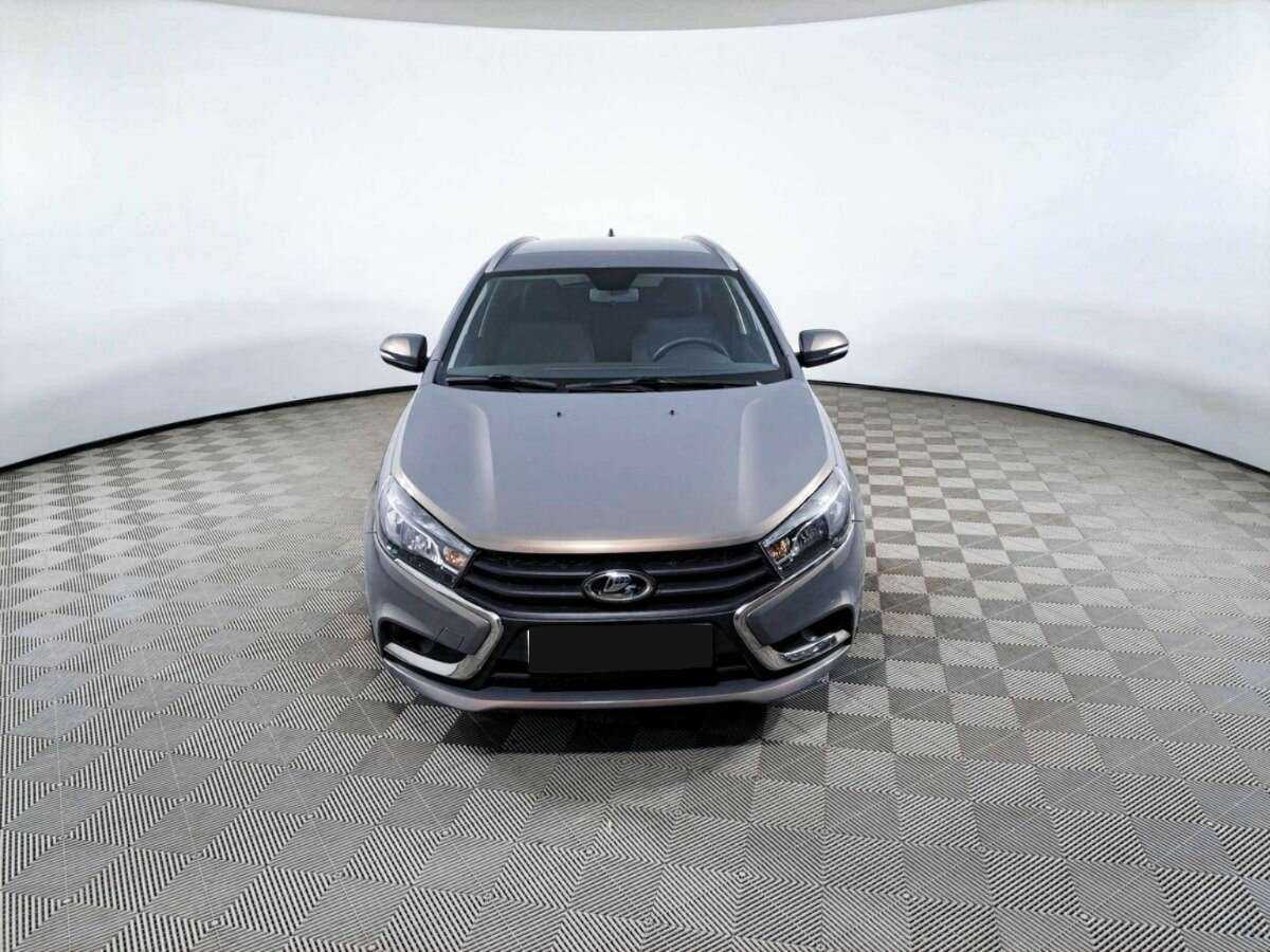 Lada (ВАЗ) Vesta с пробегом — 2019 год. Фото: #1