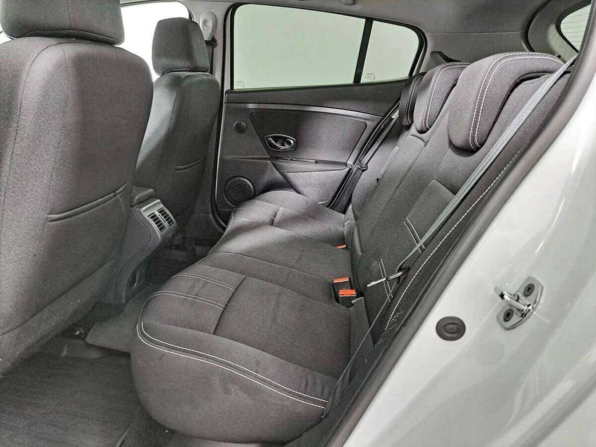 Renault Megane с пробегом — 2014 год. Фото: #9