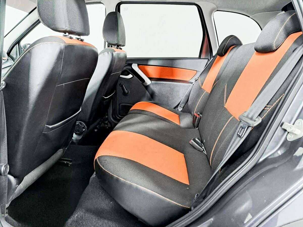 Lada (ВАЗ) Kalina с пробегом — 2018 год. Фото: #9