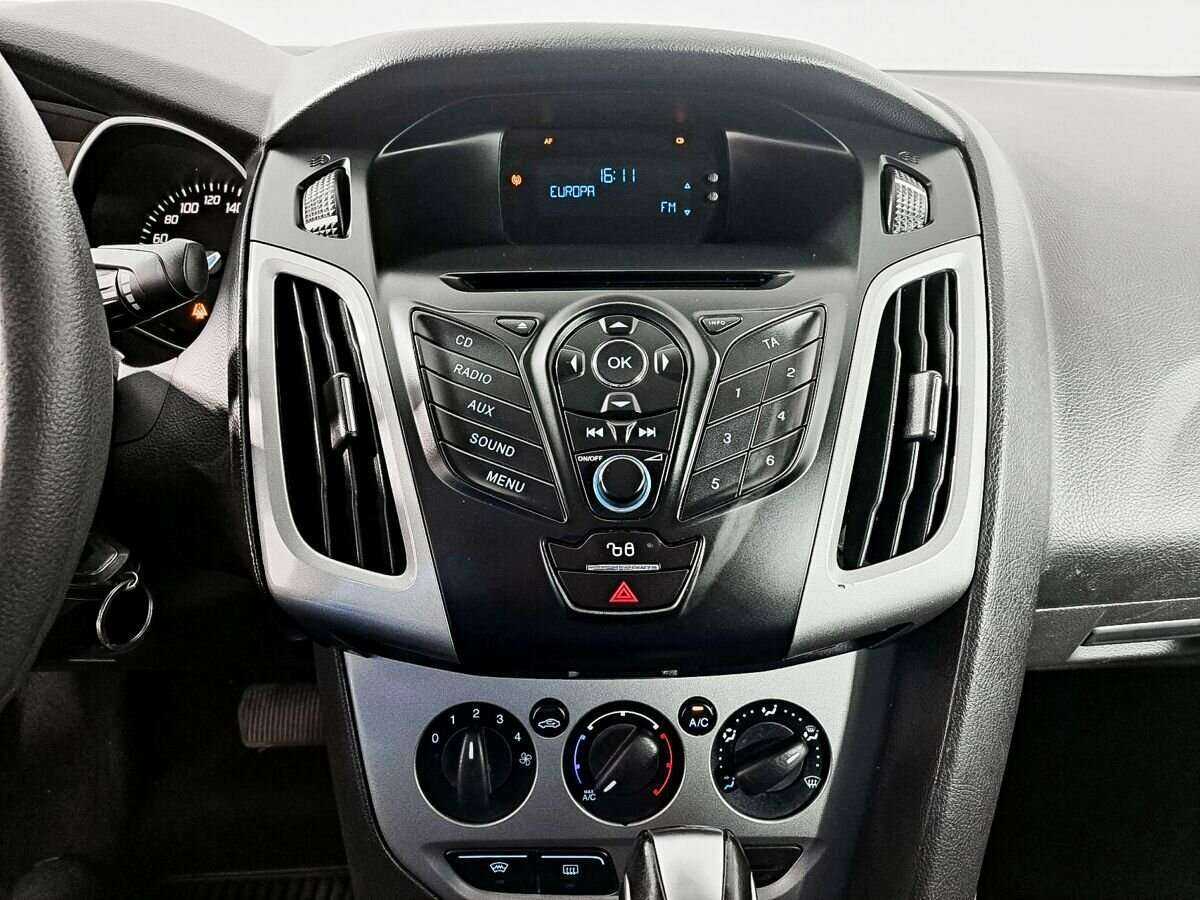 Ford Focus с пробегом — 2013 год. Фото: #14