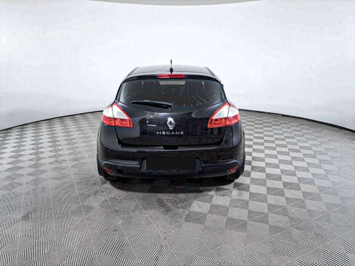 Renault Megane с пробегом — 2013 год. Фото: #5