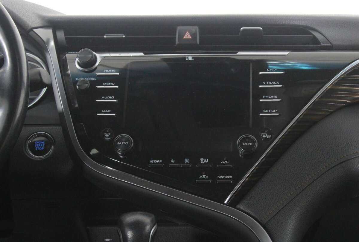 Toyota Camry с пробегом — 2020 год. Фото: #11