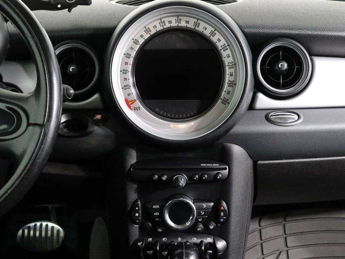 Mini Clubman с пробегом — 2012 год. Фото: #11
