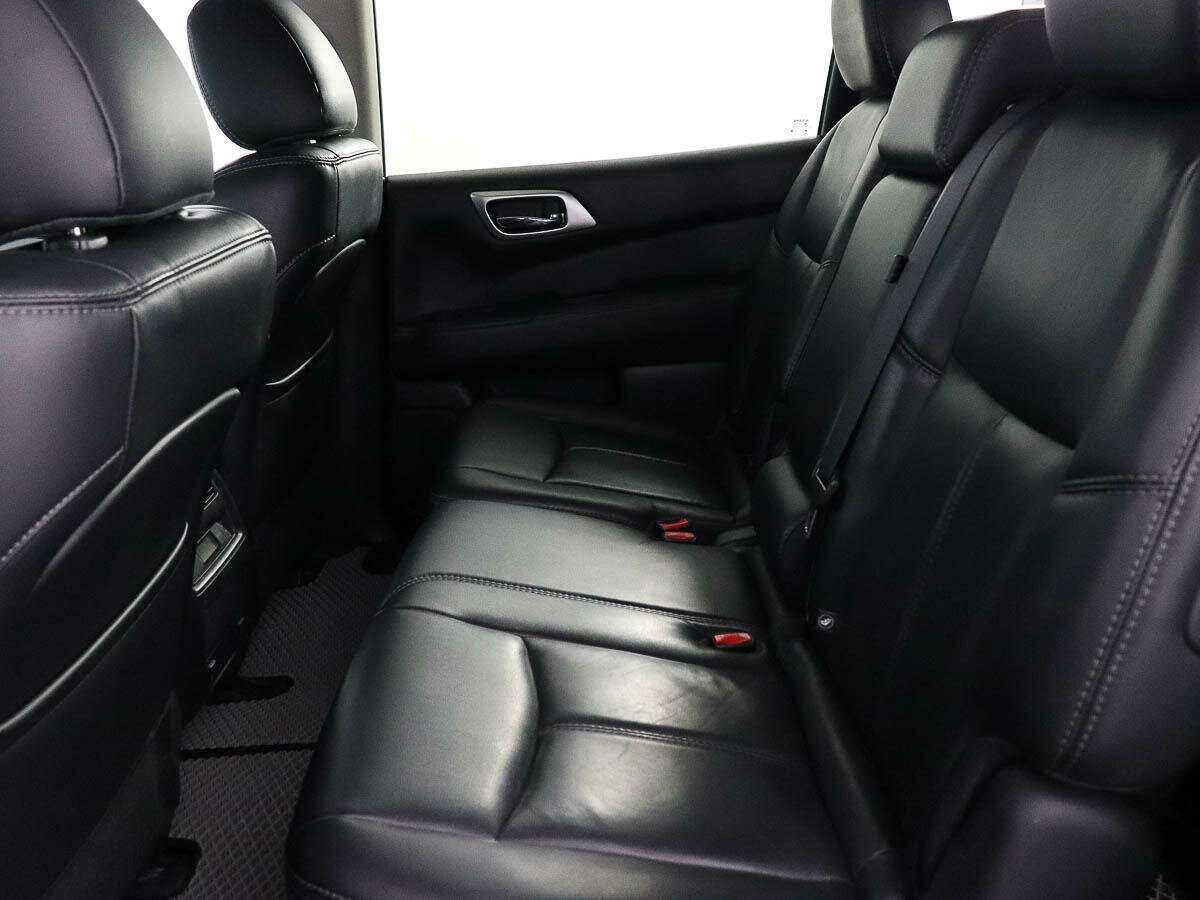 Nissan Pathfinder с пробегом — 2017 год. Фото: #9